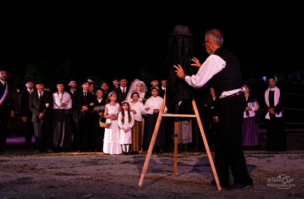 Photo de famille et du mariage au village
