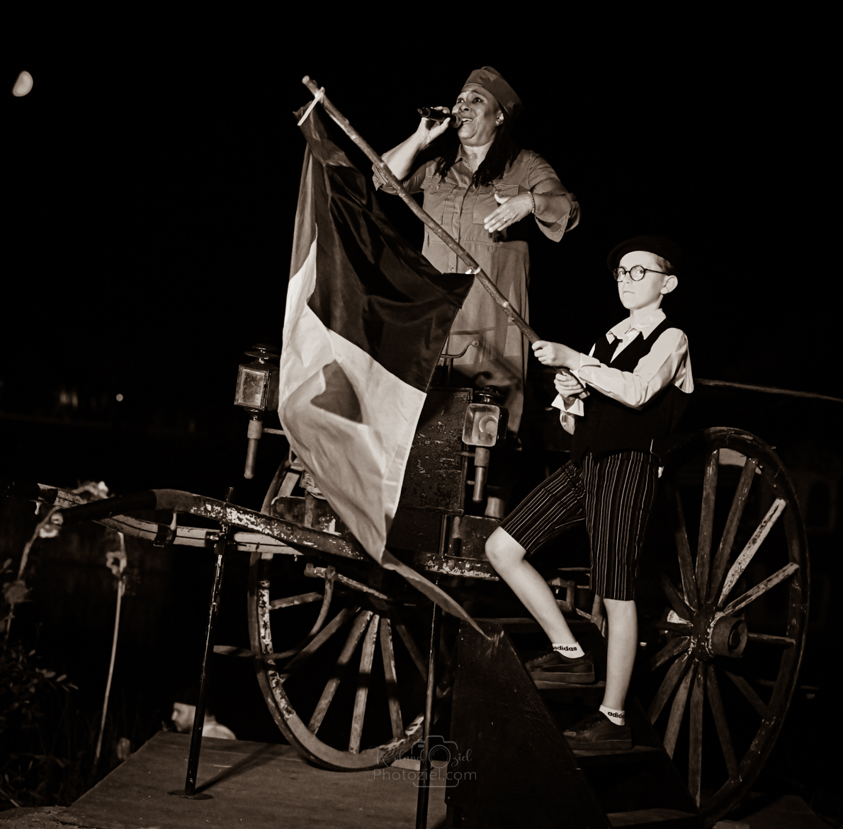 Photo de la vie des gens de l'époque dans une hutte